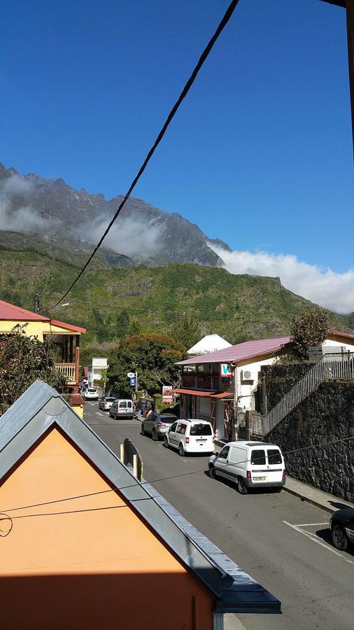 Gite Du Piton D Anchaing Hell-Bourg Extérieur photo